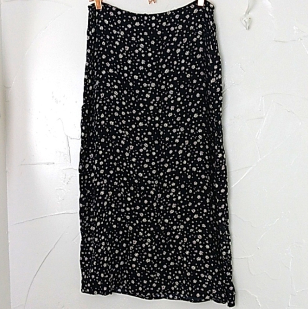 American Eagle Outfitters Black Floral Maxi Skirt